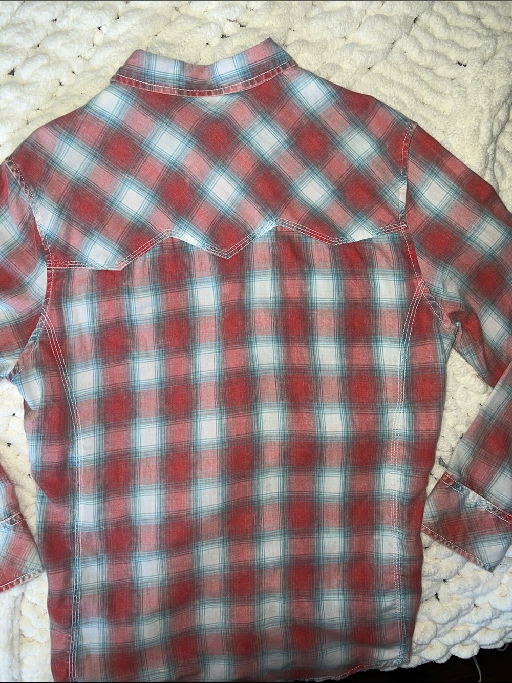 BKE Men's Red and Light Blue Plaid Button-Down Shirt - Picture 5 of 5